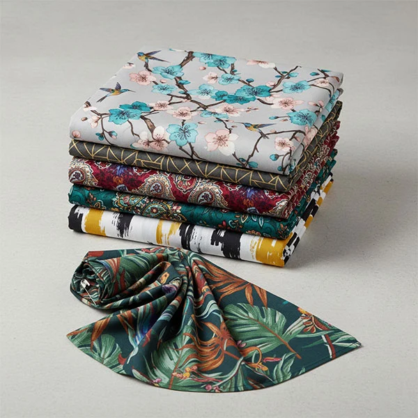 پالئیےسٹر ویسکوز پرنٹ شدہ استر تانے بانے پالئیےسٹر ویسکوز پرنٹ شدہ استر تانے بانے